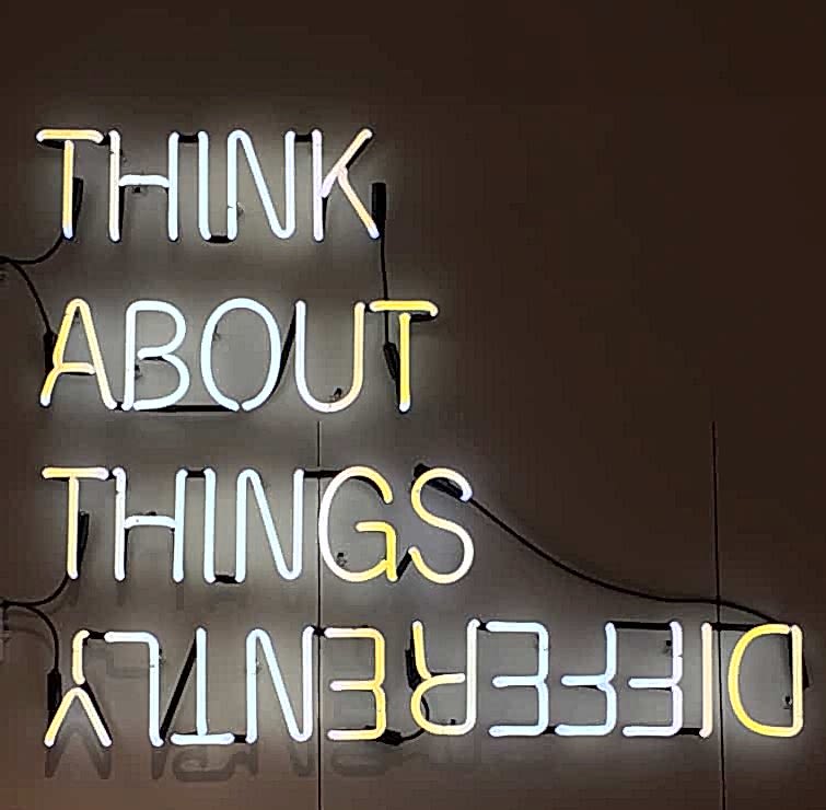 IELTS Sınav Farkları 8 think about things differently words in the wild t20 9JneAK